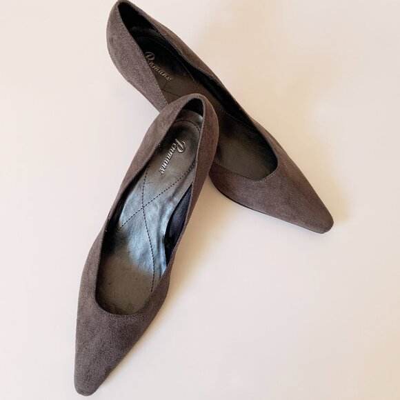 Penmans Grey/Taupe Suede Pointed Toe Kitten Heel Pumps | US 9 - Picture 1 of 7